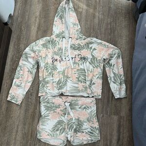 Ron Jon surf shop outfit